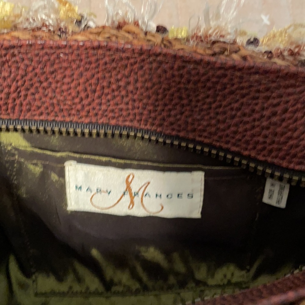 Like new designer clutch bag with shoulder strap - Picture 3 of 3